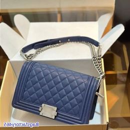 Luxury Crossbody Bag Shoulder Chain Bags Luxurys Handbag Mirror Quality Women Classic Genuine Leather Caviar Bag Sling Bag Small Flap Q Smen