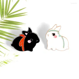 Brooches 2 Pcs Cute Black White Brooch Corsage Couple Badge Cartoon Animals Pin Clothes Backpack Accessories