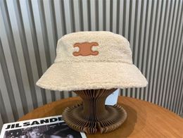 Designer Bucket Hat For Womens Men Fashion Brand Baseball Caps Winter Cashmere Hats Outdoor Travel Warm Beanie Casquettes Folding 3360000