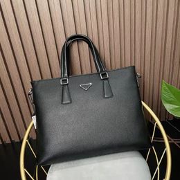 2021 Designer Bags briefcase laptop bag sacoche homme classic men and women sports soft leather elegant simple fashion travel handbags 280F