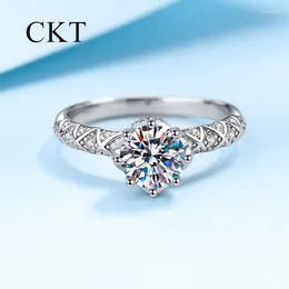 Cluster Rings Platinum Pt950 1 Moissanite Ring For Women Vine Winding Light Luxury Design Sense Diamond Sparkling Wedding Fine Jewellery