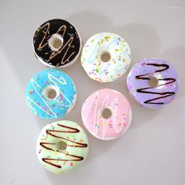 Decorative Flowers Artificial Dessert Decor Lifelike Foods Faux PU Soft Doughnuts Cake Shop Home Accessories Party Supplies 9cm In Diameter