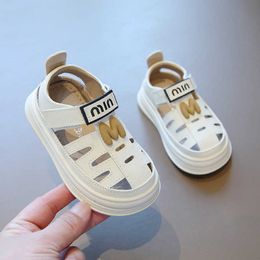 Sneakers Soft soled baby sandals anti slip summer cute shoes toe wrap kick childrens hole H240509