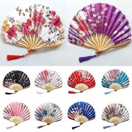 Chinese Style Products Bamboo Flower Folding Fan Vintage Chinese Style Silk Floral Printed Hand Held Fan Wedding Decoration Dance Party Hand Fans Props