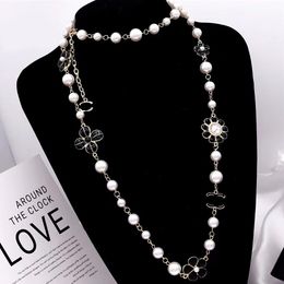 Flower Pearl Chains Letter Designer Neckalces Crystal Pendant Jewellery Stainless Steel Brand Necklace Men Womens Wedding Gifts Trendy Personality Clavicle Chains