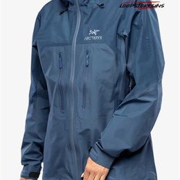 Waterproof Designer Jacket Outdoor Sportswear in Stock Ar Waterproof Hard Shell Assault Suit for Womens Skiing Gtx Pro X124