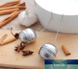 Stainless Steel Egg Shaped Eggshaped Tea Balls Teakettles Infuser Strainer Locking Spice Ball 4cm 200pcslot SN1347385698