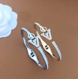 Classic Bracelets Women Bangle Luxury Designer Jewelry Crystal 18K Gold Plated Stainless steel Lovers Gift Bangles Mens Bracelet