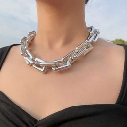 Chains Minar Hyperbole Gold Colour Chunky Cuban Chains Necklaces for Women Arcylic Punk Choker Necklace Statement Minimalist Jewellery d240509