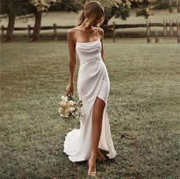 Simple Mermaid White Wedding Dress Spaghetti Straps High Slit 2023 Satin Backless Plain Bridal Gown Sweep Train Vestido de Novia 0509