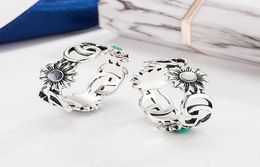 Flower small daisy ring s925 sterling silver retro distressed black petals turquoise ring fashion trend men and women ring9136428