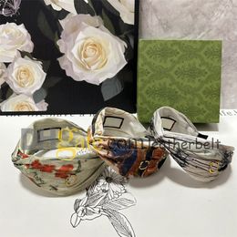 Retro Designer Hair Bands Women Crossed Headbands Metal Letter Wide Hair Hoop Fashion Flower Print Headbands with Box