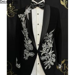 Black Blazers Men Suits White 3D Appliques Lace Fashion Banquet 2 Piece Business Jacket Pants Trousers