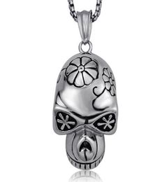 Men fashion Skeleton pendent necklace titanium steel retro personality skull accessory Contracted fashionable bf gifts jewelry3256618