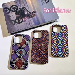 Cell Phone Cases Bohemian style luminous Kevlar pattern magnetic phone case suitable for iPhone 15 Pro Max 14 13 Pro Magsafe shock-absorbing phone cover J240509