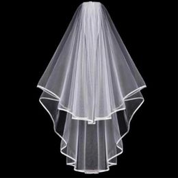 Bridal Veils Tulle Crinkle Hem Wedding Veil Short Mantilla Bride Head Accessories With Comb 243V