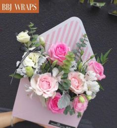 BBJ WRAPS Lovely Hand Hold Envelope Flower Pot Bouquet Packaging Florist Valentine039s Day Festival Rose Boxes 5pcslot Y11289337274
