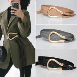 2021 Womens beltsnew Italian luxury accessories large horseshoe metal buckle super Fibre leather belt double belt6043314