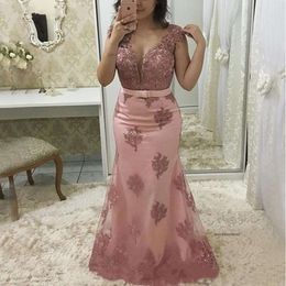 Light Pink Mermaid Mother Of The Bride Dresses Plus Size Sheer Jewel Cap Sleeve Vintage Lace Long Formal Evening Gown Prom Party Gowns 2021 0509