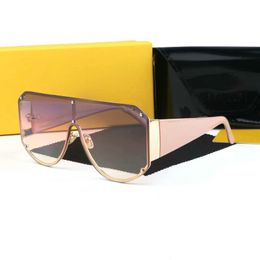 Retro Street Baguette Hip Hop Sport Wind Beach Medusaes Shield Sunglasses Metal Square Designer Disco Sunglasses For Women Men Brush le 2946