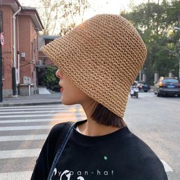 Berets Summer Women Visor Bucket Hat Fisherman Beach Korean Straw Hand Weaving Panama Girl Fishing Chapeau Sun Hats For