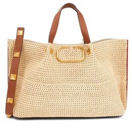 Large Capacity Straw Shopping Women Tote Bags Gold Hardware Buckle Woven Handbag With Purse Leather Handle High Quality Lady Beach Bag Clutchbag