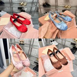 luxurys Dress shoes outdoors sexy dance Shoe men Bow Summer slippers ballet shoes New style Casual Designers vintage walk Miui womens sandals loafers ballet flat