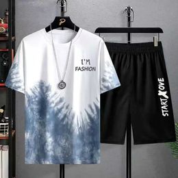 Men's Tracksuits NEW Casual Ice Silk Gradient Short Slve T-shirt Shorts Set Mens Summer Sporty Two-piece Outfit Stylish Male Clothing Y240508