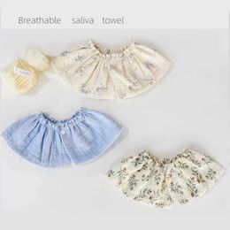 Towels Robes Baby Bibs Baby Feeding Bibs 6 Layers Cotton Petal Infants Print Crepe Saliva Towel Newborn Toddler Soft Burp Cloth Kid Bib