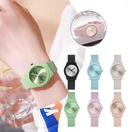 Wristwatches 1pc Candy Color Wrist Watches For Women Fashion Quartz Watch Silicone Band Dial Wathes Casual Ladies Relogio A9J5