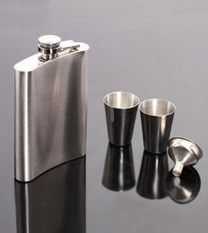 Outdoor Portable Stainless Steel 7oz Hip Flask Set Small Pocket Wine Bottles Set With Wine Glass Funnel Customizable Hip Flask DH15039592