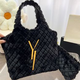 Evening Bags Icare Maxi Bag Winter Wool designer bag Women tote bags Attaches Crossbody Shopping beach fashion famous Large Totes Shoul 3192