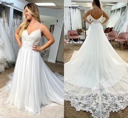 Spaghetti Straps Lace Appliqued Wedding Dresses Tulle A Line Sweep Train Plus Size Bridal Gowns Bohemian Country Bride Backless Court Train Vestidos De Novia CL3556