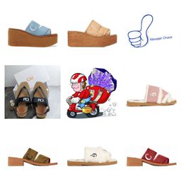 2024 designer high quality sandals women woody sandal flat mule slides beige white black pink lace lettering fuzzy fur womens summer outdoor shoes