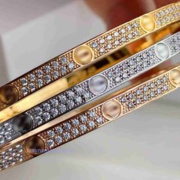 Designer Caritraes Bracelet Luxury V Gold Narrow Edition Full Sky Star 18k 3-Row Diamond