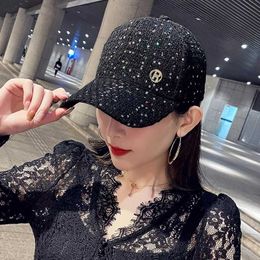 Ball Caps 2021 New Ladies Baseball Cap Tide Brand Autumn and Winter Korean Version of The INS Visor Net Red Hot Style Fashionable Wild Hat Y240507