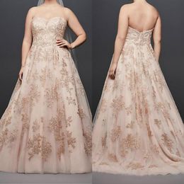 Oleg Cassini Metallic Lace Plus Size Wedding Dresses Sweetheart Lace Appliqued Beads Princess Garden Wedding Dress Bridal Gowns 276m