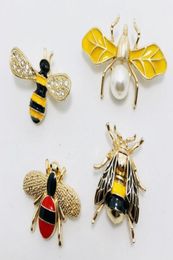 Drip honey bees Brooch Pin Fashion Jewellery Costume Decoration Broach Famous Designer Suit Lapel Pin For Women Jewellery Accessor9950195