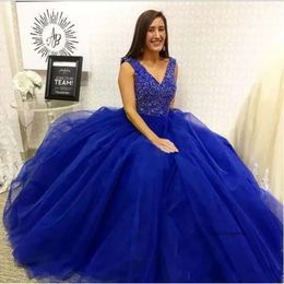 Royal Blue Ball Gown Quinceanera Dress V-Neck Sleeveless Beaded Tulle Charming Prom Dresses Simple Design Fashion Evening Gowns M33 0510