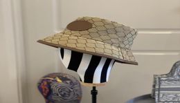 Fashion Design Letter Bucket Hat For Men039s Women039s Foldable Caps Black Fisherman Beach Sun Visor wide brim hats Folding 2054085