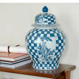 Vases Blue And White Porcelain Checkerboard Ginger Jar For Storage Chinese Decoration Vase Dry Flower With Cover
