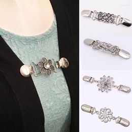 Brooches Sweater Clip Cardigan Connecting Button Duck-mouth Clips Crystal-studded Pearl Pin Brooch Shawl Collar Buckles Clothing Decor
