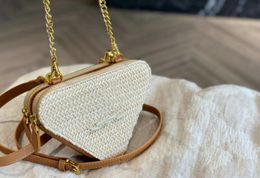 Women Weave Messenger Bag Straw Shoulder Crossbody Purse High Quality Handbag Purse Fashion Gold Hardware Letter Tassel Decoration Chain Clutch Flap Bags