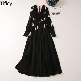 Casual Dresses Cross-border Foreign Trade 24 Autumn Women's Clothing V-neck Long Sleeve Heavy Industry Embroidery Black Dress Temperament