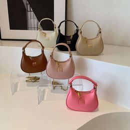Spring New Simple Handbag for Girls One Shoulder Underarm PU Soft Leather High end Versatile Crossbody Bag 80% factory wholesale