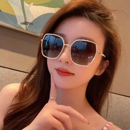 sunglasses sunglasses 2024 new net red Polarised women's plain face fashion trend personality anti ultraviolet sunglasses