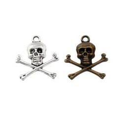 100Pcs lots Pirate Skull Charms Pendants Alloy Jewellery DIY Fit Bracelets Necklace Earrings Antique silver bronze 2124mm A3355176807