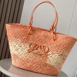 Tasche Tasche Raffias Strohbag Gras Low Designer Korb Stroh Stroh Anagramm Umhängetasche Falten Sie Tasche Handtasche Frau Männer Wochenende Große Sommerweave Travel Clutch 010