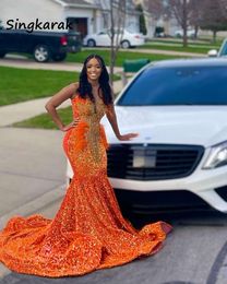 Golden Diamonds Orange Prom Dress 2023 Sparkly Beads Crystal Rhinestones Feathers Sequins Birthay Party Gown Robe De Bal
