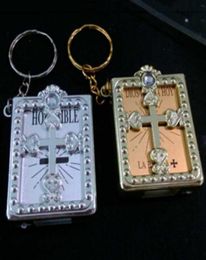 English Spanish Mini Bible Keychain Religious Christian Jesus Cross Key Chain Women Prayer God Bless Gift Souvenirs Keyring1261440